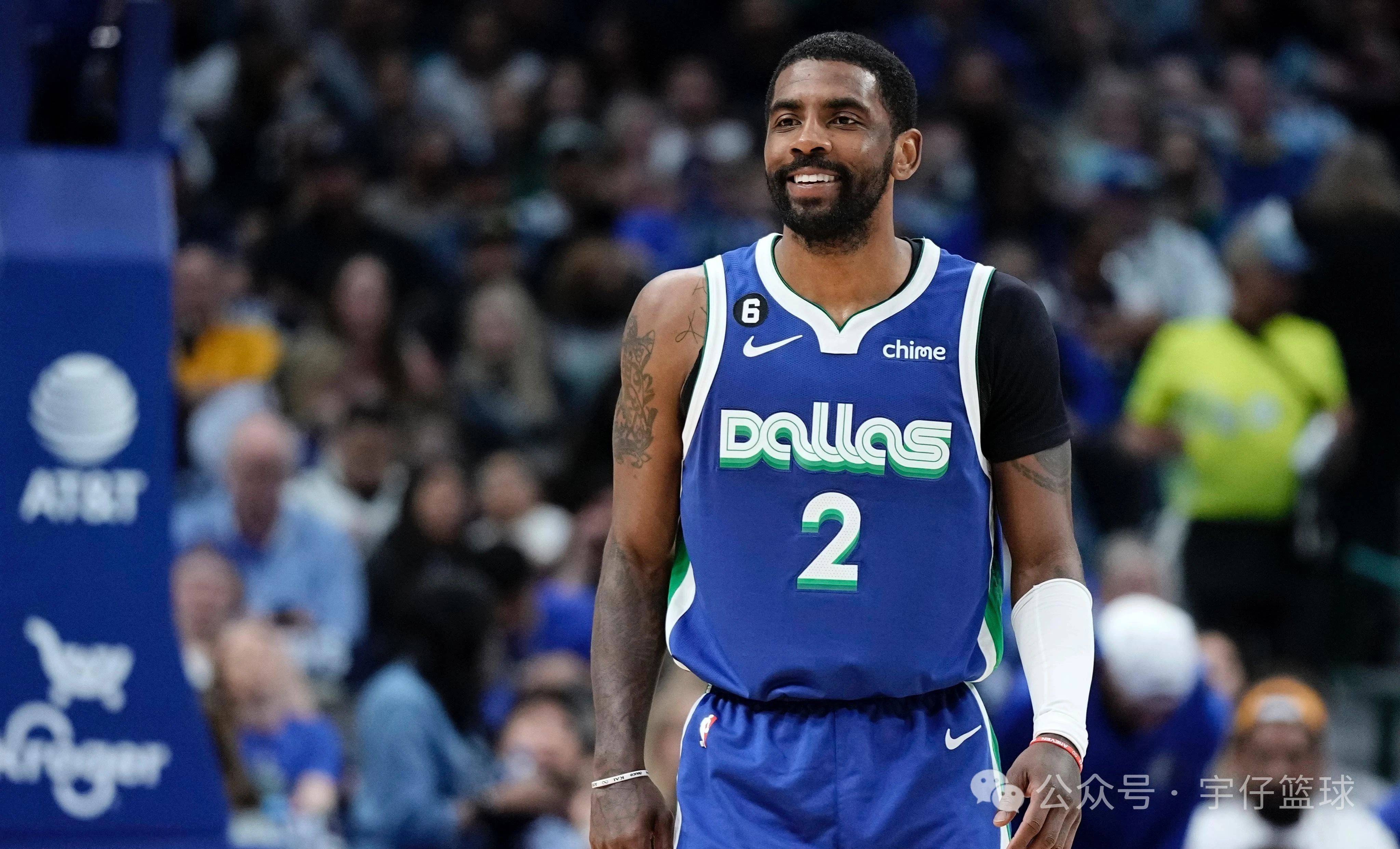 C罗重返赛场，比赛局势复杂首场状态出色，独行侠观众沸腾！的简单介绍